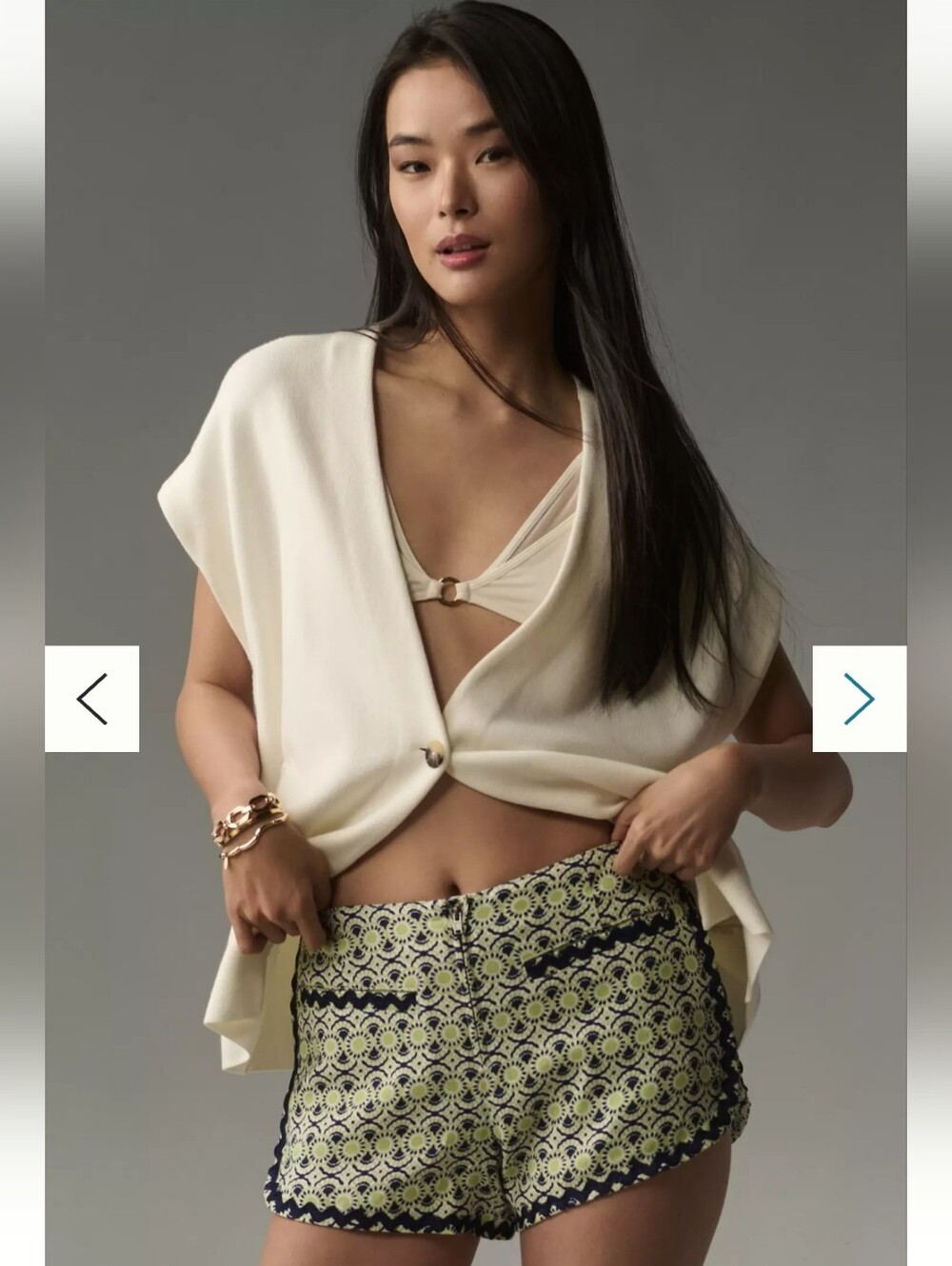 Maeve Scallop-Trimmed Dolphin Shorts
NWOT
COLOR- Multi
Anthropologie